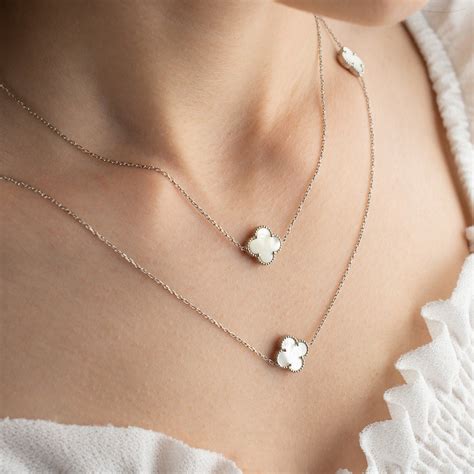 van Cleef open clover necklace